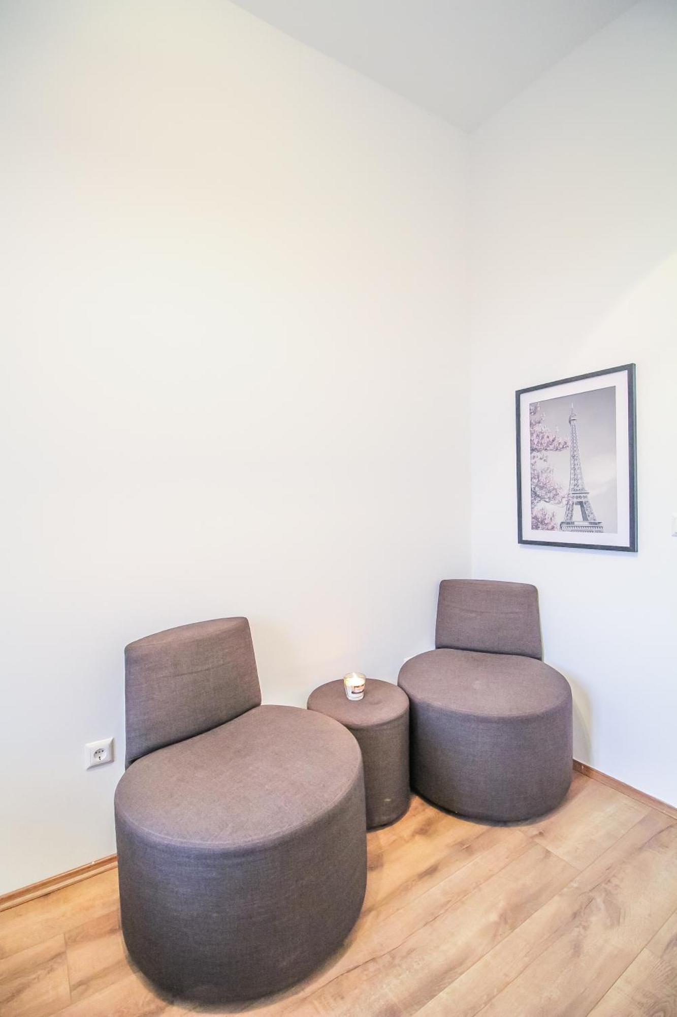 Comfortable Accommodations In The Alterlaa Area Lv6 Wenen Buitenkant foto